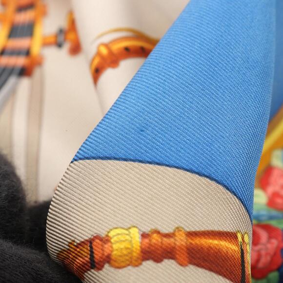 HERMES Blue Silk Scarf - Picture 5 of 6